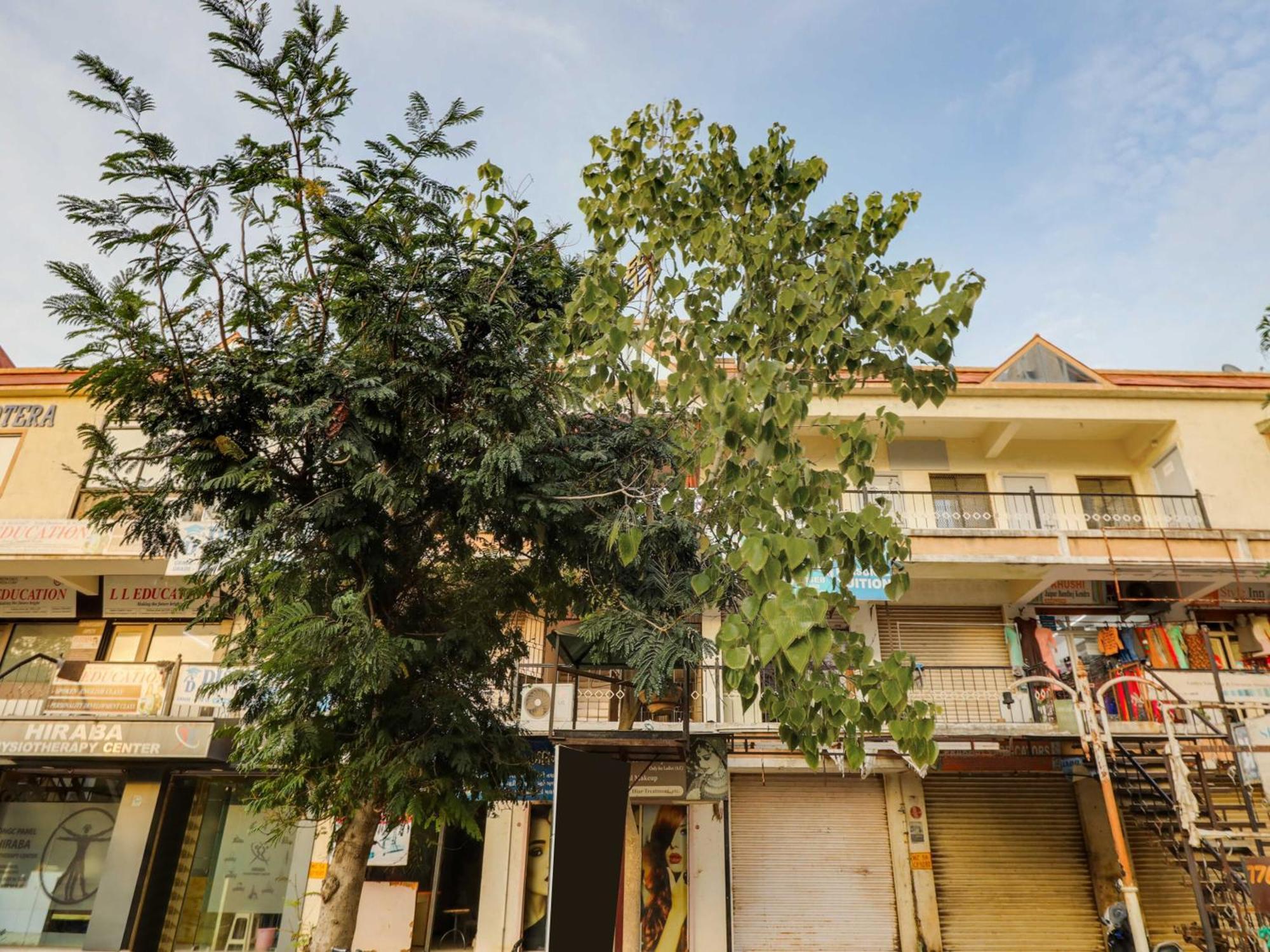 Hotel O Kb Villa Ahmadabad Zewnętrze zdjęcie